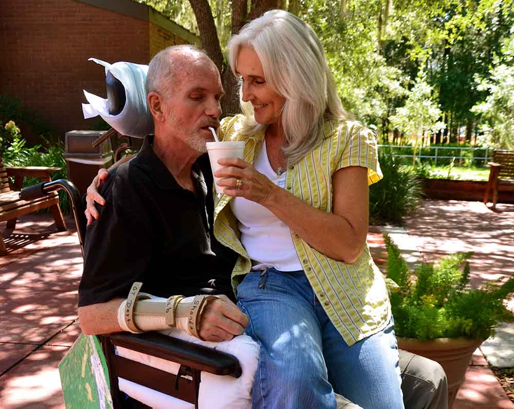 injured husband and wife at hospital